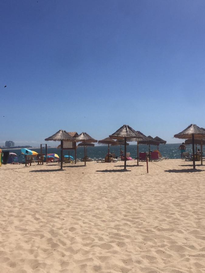 Breeze Beach House Setúbal Eksteriør billede