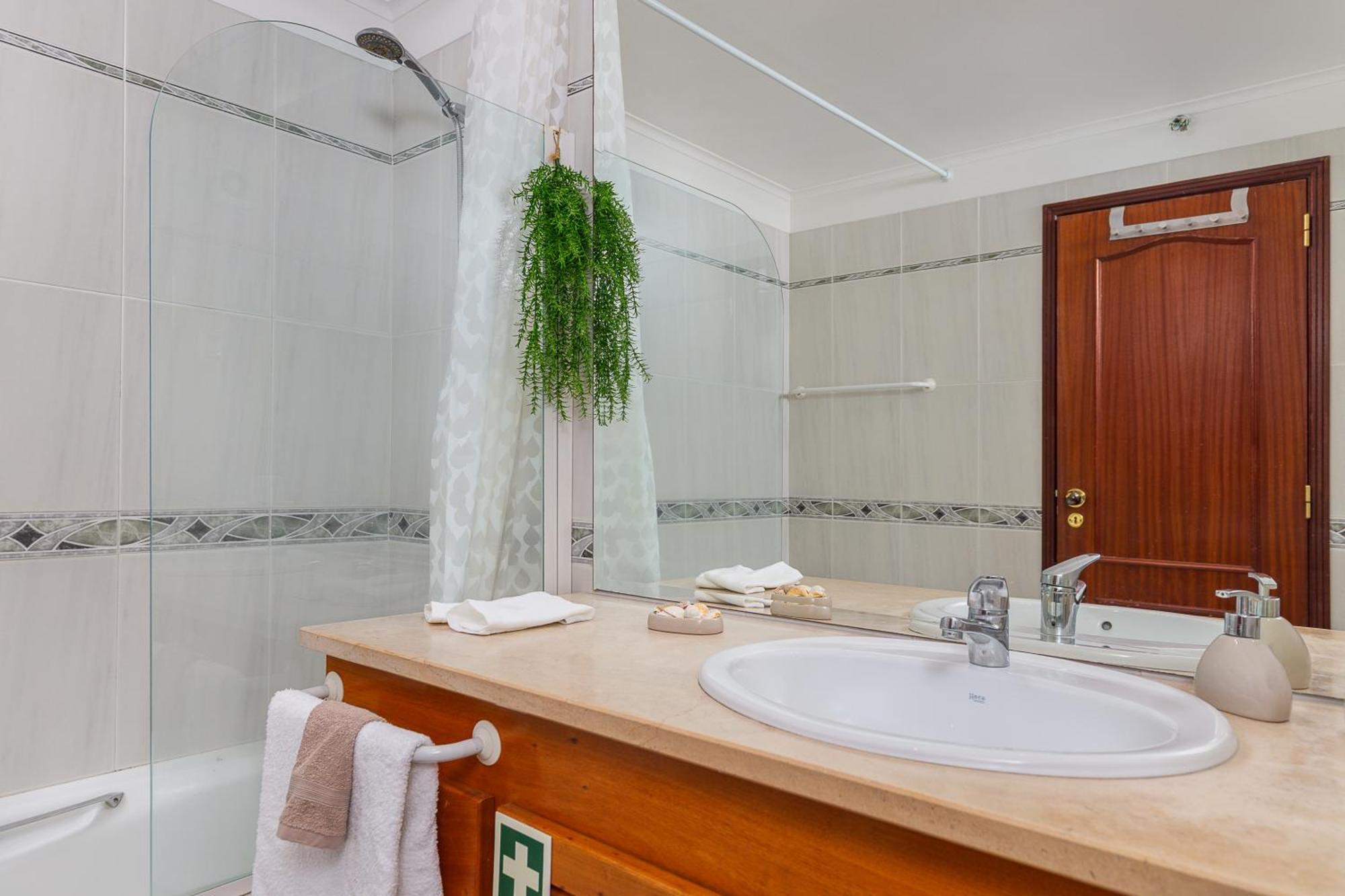 Breeze Beach House Setúbal Eksteriør billede